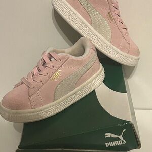 PUMA Kids Suede Sneakers - Pink